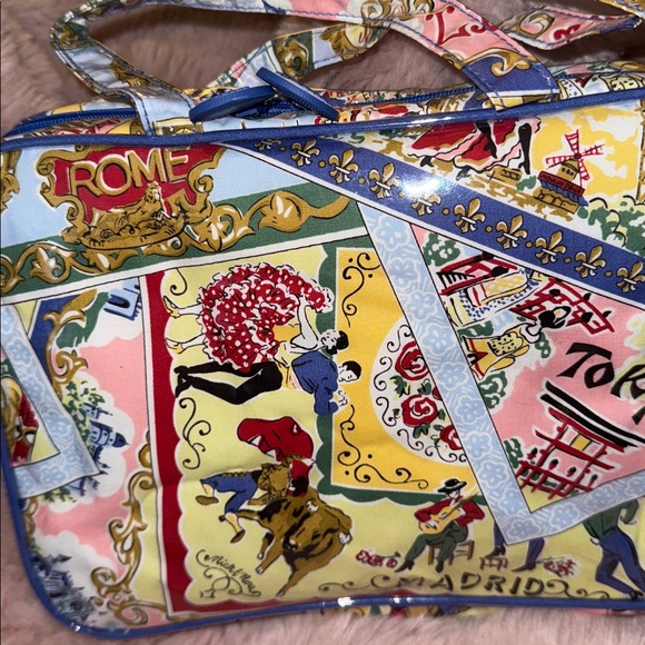 Nick & Nora Multicolor Travel Bag - Picture 4 of 6